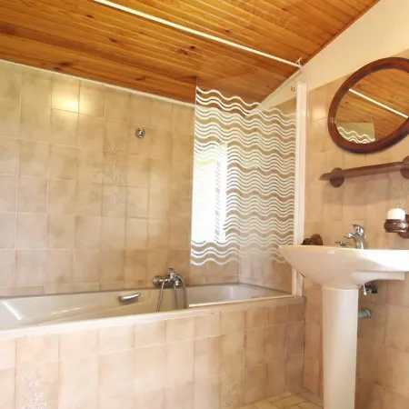 Maison Avec Cheminee Et Grand Terrain, Proche Nature Et Randonnees Casa rural *